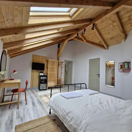 Cozy Attic Studio Bucharest Exterior photo